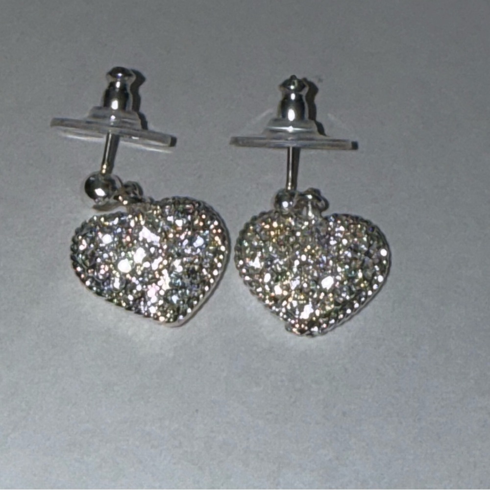 Montana Silversmiths Glittering Rhinestone Silver Heart Earrings